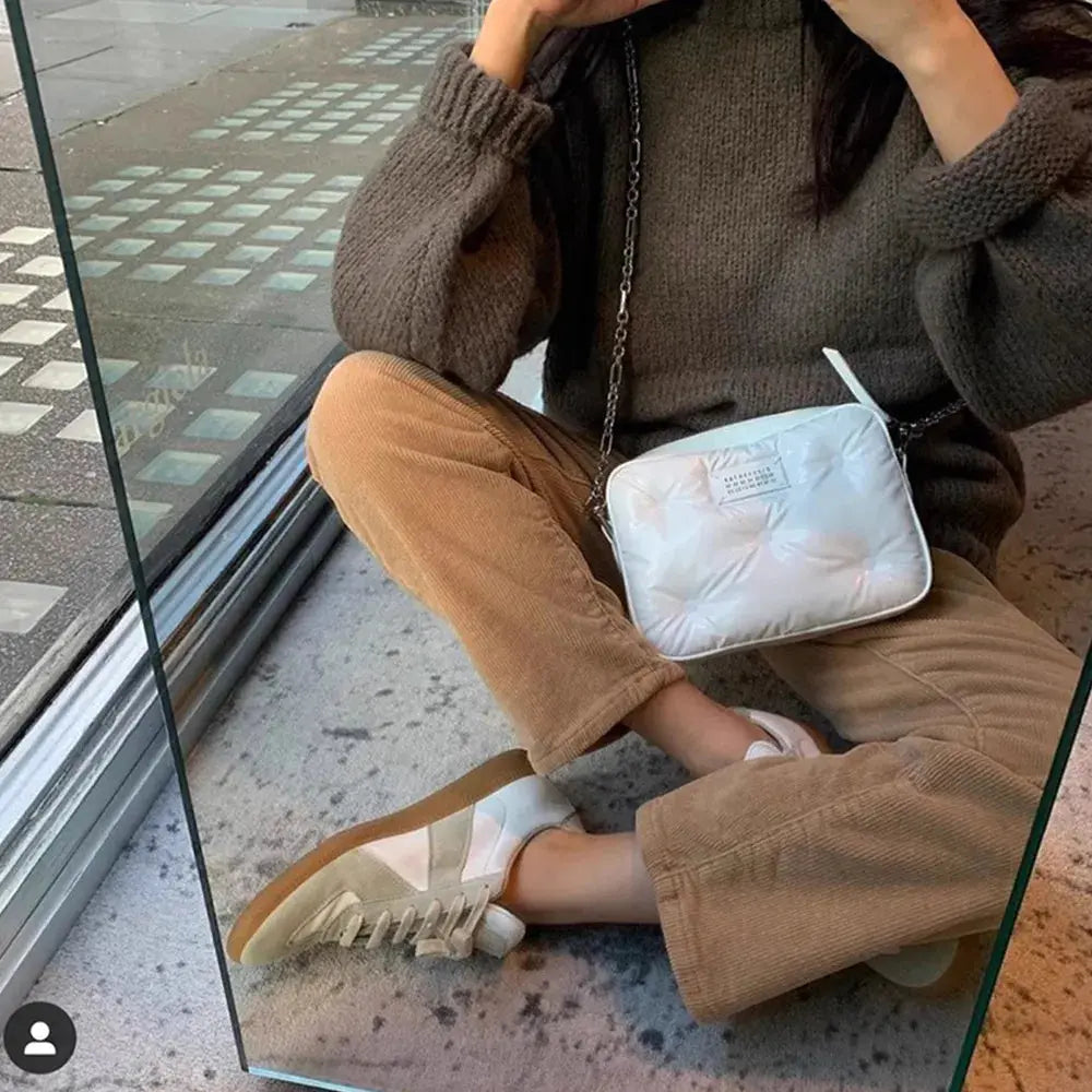 Contrast Round Toe Flats Sneakers eprolo