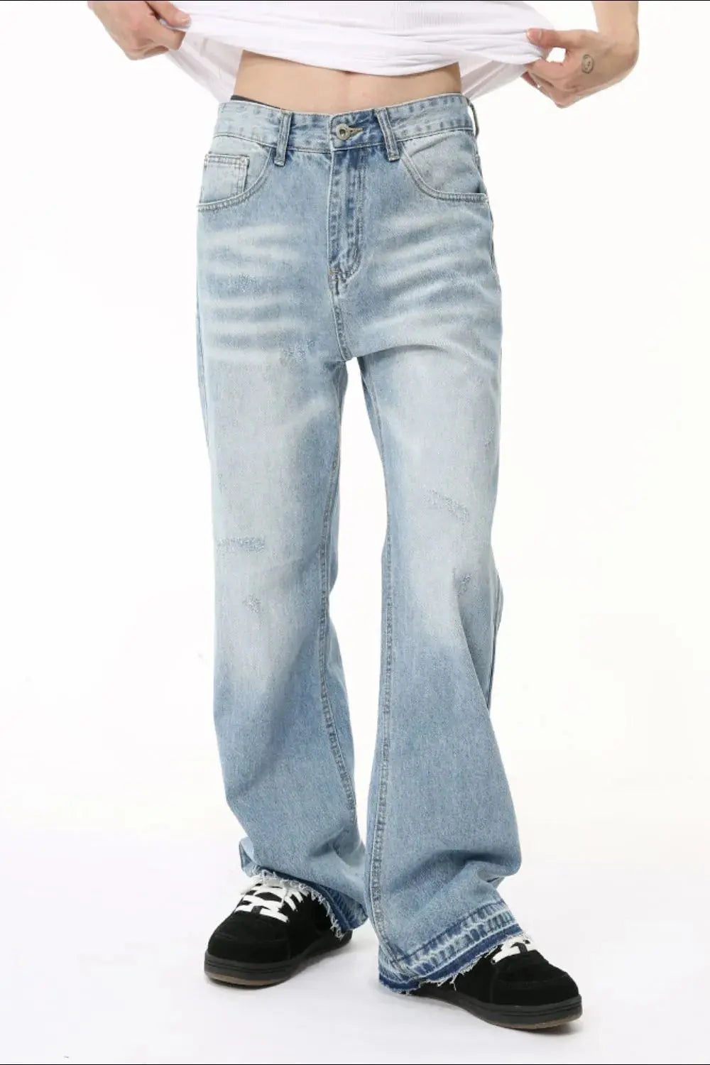 Baggy Jeans with flared eprolo