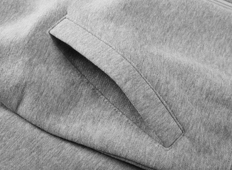 AAA Com DES play GARCONS CDG HOLIDAY Heart Emoji