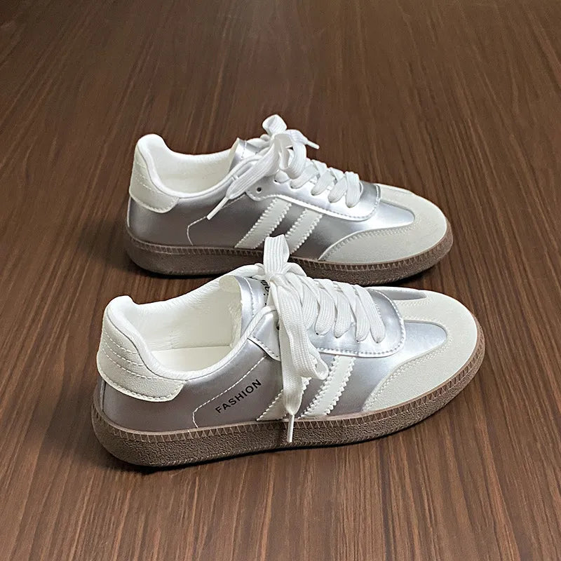 Side Striped Lace Up Round Toe Sneakers