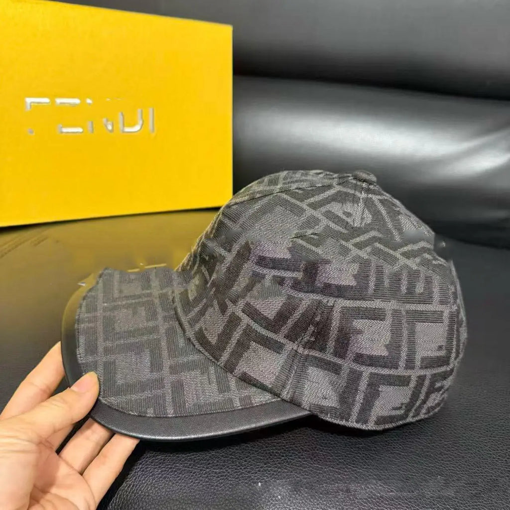 Boné Fendi eprolo