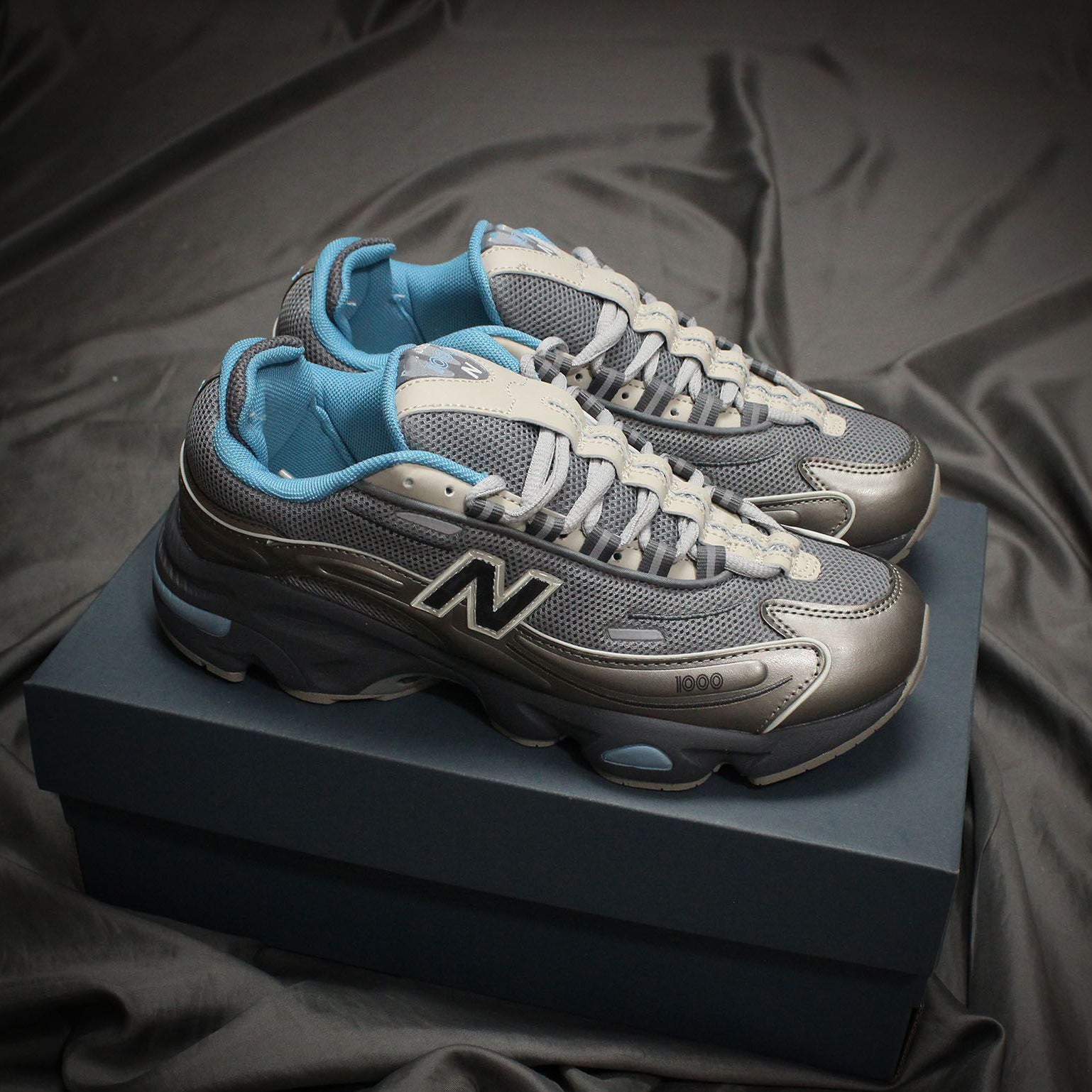 New Balance 1000