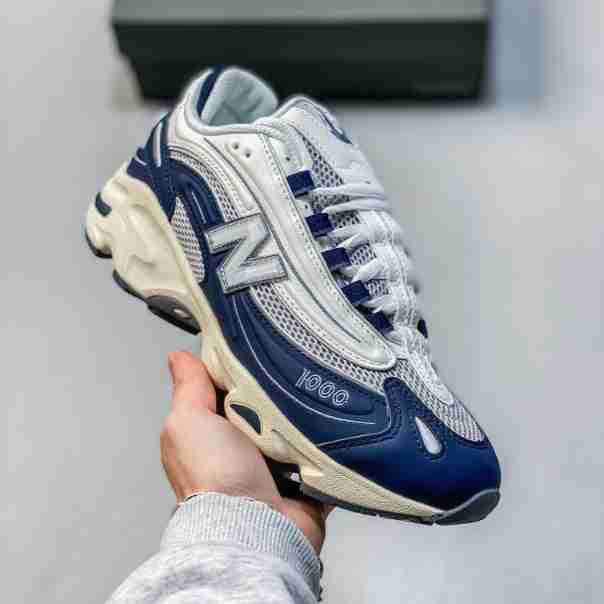 New Balance 1000