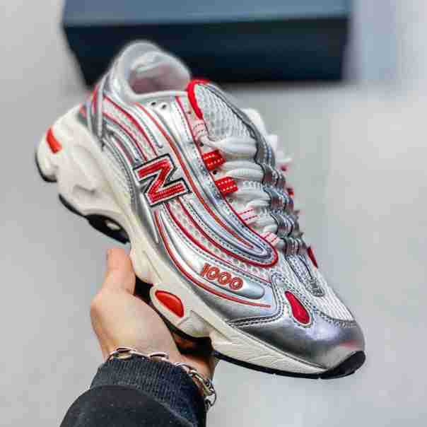 New Balance 1000